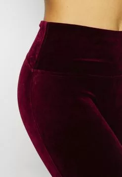 Spanx VELVET - Leggings - Strümpfe - Burgundy -Spanx Verkaufsshop 5fae8cd0f1c043a89628373a801760c9