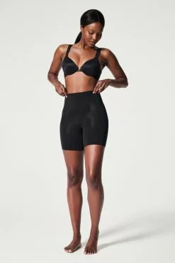 <!-- Mp_trans_schedule_disable_start Remove 1034 -->Spanx<!-- Mp_trans_schedule_disable_end Remove 1034 --> SPANX® Firm Control Oncore Mittellange Shorts -Spanx Verkaufsshop 675 648s4
