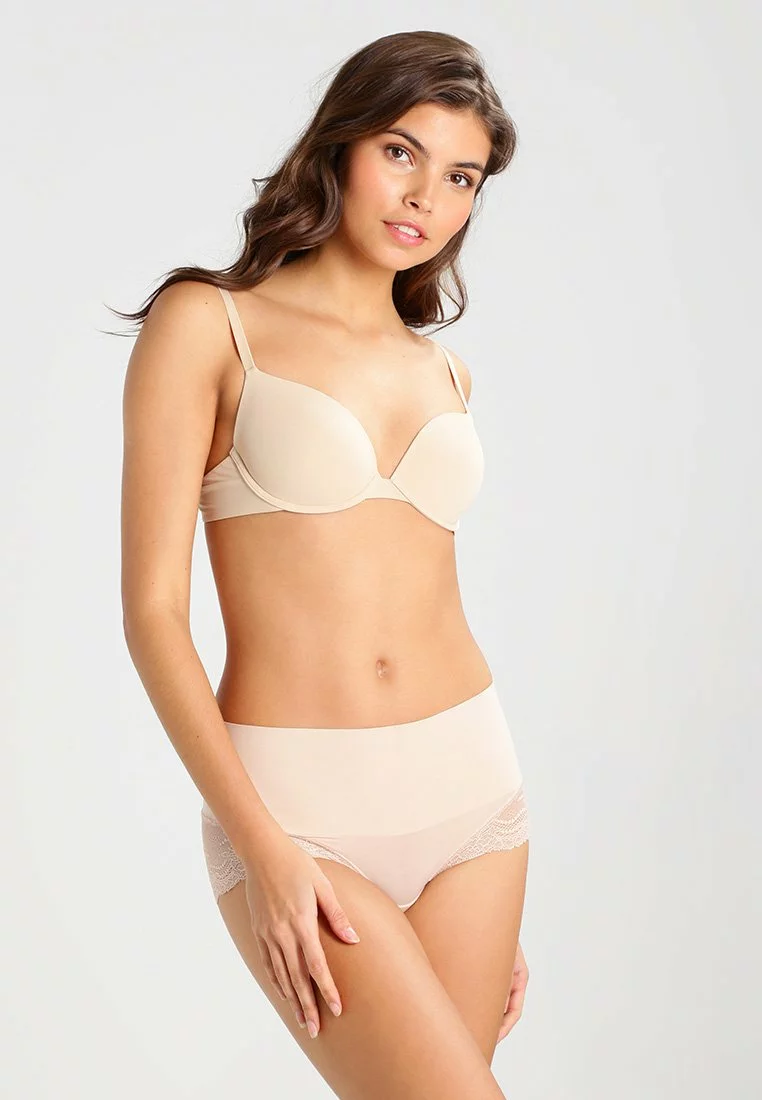 Spanx UNDIETECTABLE HIPSTER - Shapewear - Soft Nude 4 Spanx UNDIETECTABLE HIPSTER - Shapewear - Soft Nude – Bild 2
