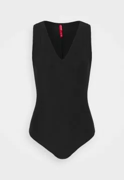 Spanx SUIT YOURSELF BODYSUIT V-NECK TANK - Body - Classic Black 12 Spanx SUIT YOURSELF BODYSUIT V-NECK TANK - Body - Classic Black -Spanx Verkaufsshop 9f4aa30a65b943dca7887eb984676276