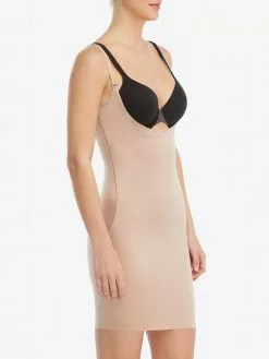 Spanx Clean Edge Shapingkleid Mit 2in1 Brustteil 7 Spanx Clean Edge Shapingkleid Mit 2in1 Brustteil -Spanx Verkaufsshop Spanx Clean Edge Shapingkleid mit 2in1 Brustteil beige 10178R FOUNDATION 1631798945