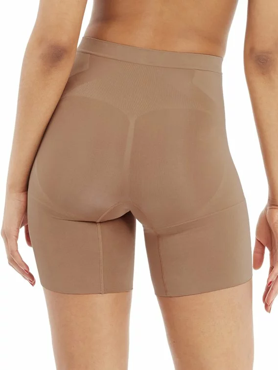 Spanx OnCore Mid-Thigh Short 4 Spanx OnCore Mid-Thigh Short – Bild 2