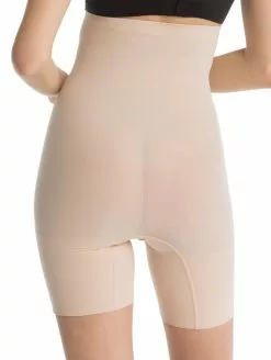 Spanx Power Series Higher Power Short 7 Spanx Power Series Higher Power Short -Spanx Verkaufsshop Spanx Power Series Higher Shaping Short mit Bein beige 2745 SOFTNUDE 1
