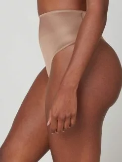 Spanx Shaping Satin Shaping-String, Satin-Finish 12 Spanx Shaping Satin Shaping-String, Satin-Finish -Spanx Verkaufsshop Spanx Shaping Satin Shaping String Satin Finish beige 40063R CAFe AU LAIT 4