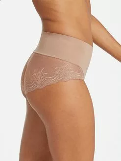 Spanx Undie-Tectable Shaping-Panty Mit Spitze -Spanx Verkaufsshop Spanx Undie Tectable Shaping Panty mit Spitze beige SP0515 CAFe AU LAIT 2