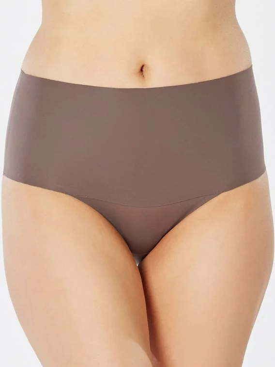 Spanx Undie-Tectable Shaping-Slip 3 Spanx Undie-Tectable Shaping-Slip