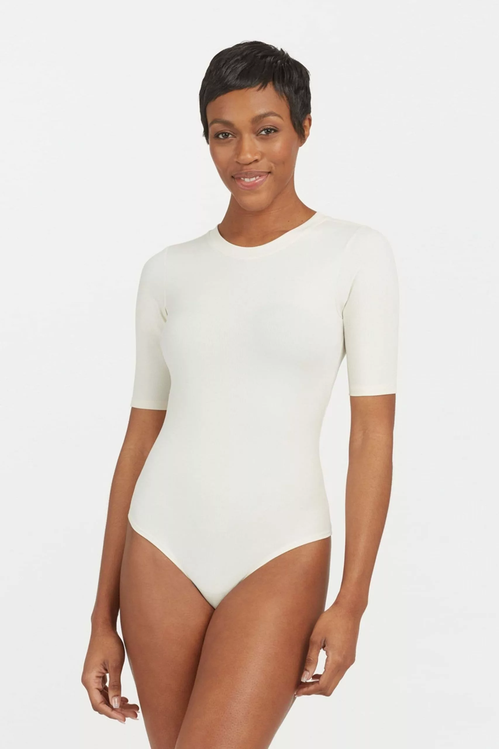 Spanx Suit Yourself Figurformender, Gerippter Body Mit Kurzen Ärmeln, Weiß 3 Spanx Suit Yourself Figurformender, Gerippter Body Mit Kurzen Ärmeln, Weiß