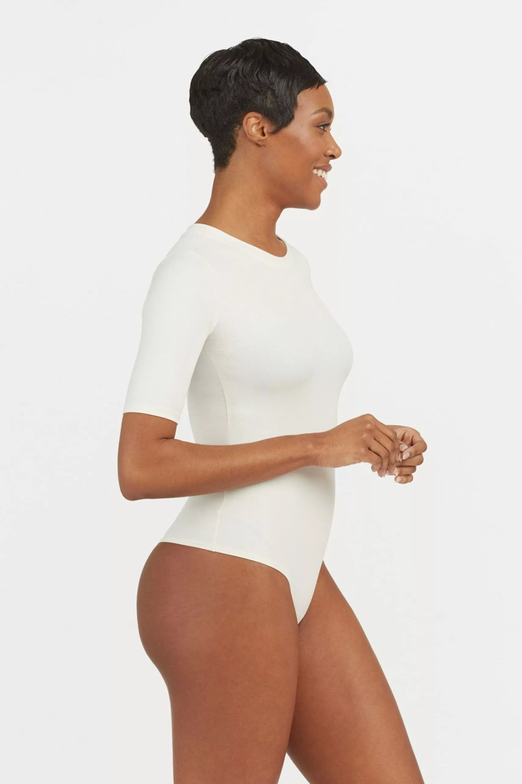 Spanx Suit Yourself Figurformender, Gerippter Body Mit Kurzen Ärmeln, Weiß 5 Spanx Suit Yourself Figurformender, Gerippter Body Mit Kurzen Ärmeln, Weiß – Bild 3