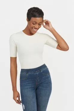 Spanx Suit Yourself Figurformender, Gerippter Body Mit Kurzen Ärmeln, Weiß 9 Spanx Suit Yourself Figurformender, Gerippter Body Mit Kurzen Ärmeln, Weiß -Spanx Verkaufsshop U84798s4