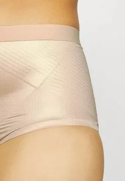 Spanx THINSTINCTS® 2.0 BRIEF - Slip - Champagne Beige -Spanx Verkaufsshop a2f07f2804854ce889680a1417b2bd76