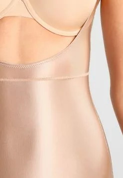 Spanx SUIT YOUR FANCY OPEN BUST CATSUIT - Body - Beige -Spanx Verkaufsshop a847fb219b0349b9b318761f6fce940b