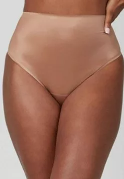 Spanx SHAPING - String - Cafe Au Lait 12 Spanx SHAPING - String - Cafe Au Lait -Spanx Verkaufsshop e5867fa945164cd4a61704a7e06db54b 1
