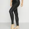 Spanx FAUX LEATHER MOTO LEGGINGS - Leggings - Strümpfe - Black -Spanx Verkaufsshop e851d084b2494598ac369956731b244f
