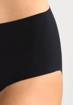 Spanx UNDIETECTABLE BRIEF - Shapewear - Schwarz -Spanx Verkaufsshop ed5b5b2bf19440049252b548a9e5c97a